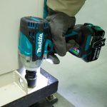 DTW302Z CORDLESS IMPACT WRENCH(9.5MM/BL)(18V)