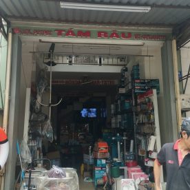 CỬA HÀNG TÁM RÂU