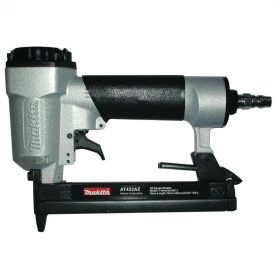AT422AZ PNEUMATIC STAPLER