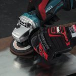 DGA402Z CORDLESS ANGLE GRINDER(100MM/SLIDE SWITCH)(18V)