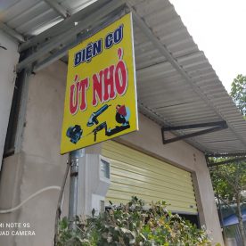 CỬA HÀNG ÚT NHỎ
