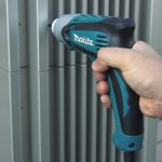 TD0100 IMPACT DRIVER