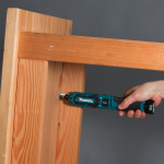 TD022DSE CORDLESS IMPACT DRIVER(7.2V)