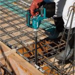 VR001GZ CORDLESS CONCRETE VIBRATOR (43MM/1.5M/BL)(40V MAX)