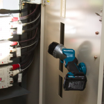 ML106 ĐÈN LED DÙNG PIN (12VMAX)