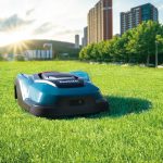 RM350 ROBOTIC MOWER(240MM)(18V/INTERNAL BATTERY)