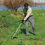 UR017GZ CORDLESS GRASS TRIMMER(LOOP HANDLE/BL)(40V MAX)